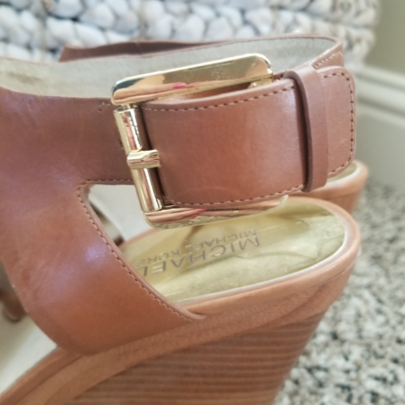 Michael Kors Wedge Sandal - Picture 7 of 7